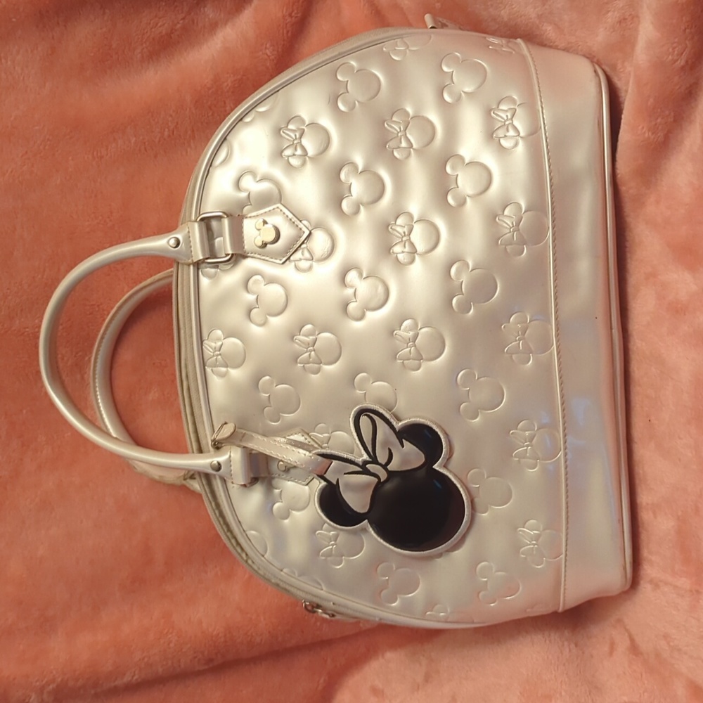 Disney Loungefly Mickey Loves Minnie White Embossed Purse